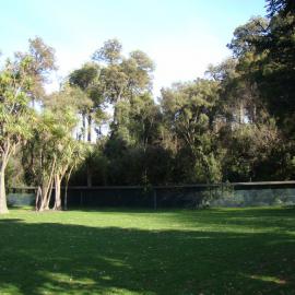 Riccarton Bush Predator Fence 2