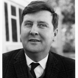 Dr Robert (Bob) Thaine photo 