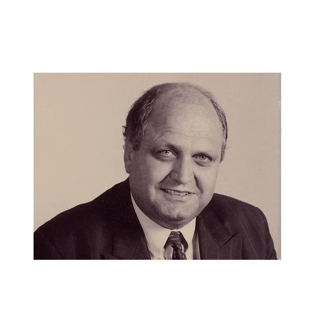 15 August 2000 
Lincoln Honorary Doctorate for Mike Moore