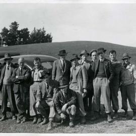 1946 VFM field trip Geoff Leardet and party