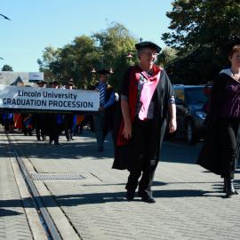 2010 LU graduation afternoon procession (96)