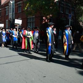 2010 LU graduation afternoon procession (162)