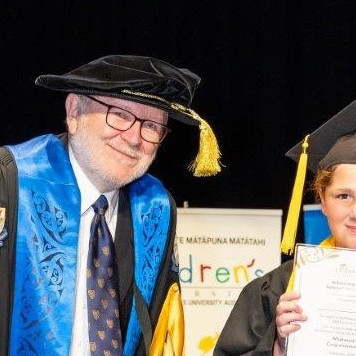 09 December 2022
Te Mātāpuna Mātātahi | Children’s University graduate numbers more than quintuple in four years