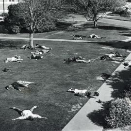 Students protesting the use of toxic herbicides and insecticides on college grounds, 1988