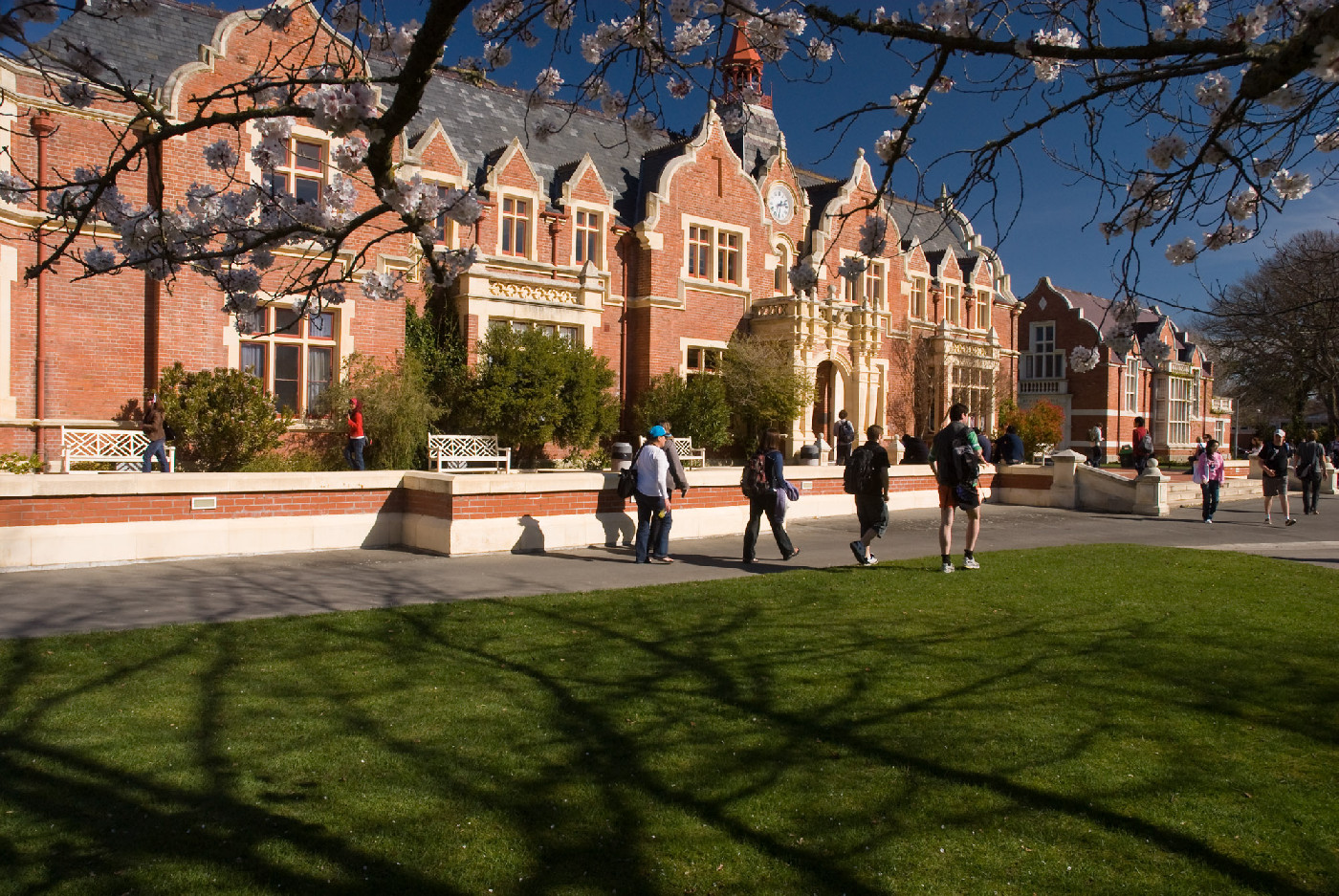 23 August 1984
Lincoln College graduate wins UK scholarship