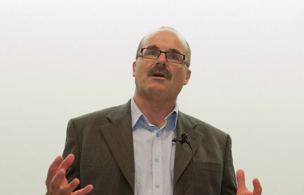 Lou Sanson Lou Sanson 