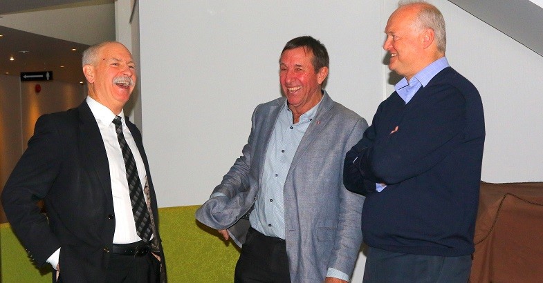 Following his talk, Doug Avery (centre) shares a laugh with Lincoln University Acting Vice-Chancellor Bruce McKenzie and Plant Science Professor Derrick Moot.