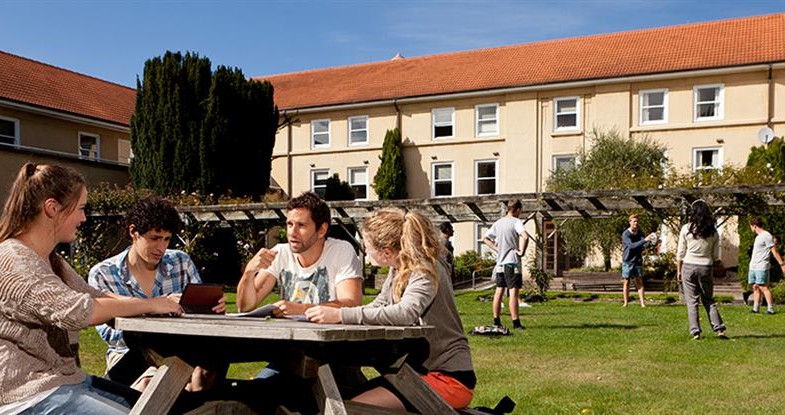 6 October 1992 
Expanding Need for Accommodation at Lincoln Prompts Levy Move at Lincoln University   