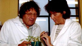 Dr Stephen Goldson (left) with Professor Alison Stewart (right) 