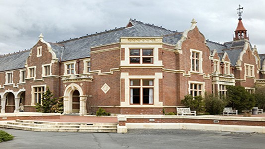 4 March 2002 
New direction in development aid gives rise to Lincoln workshop on poverty