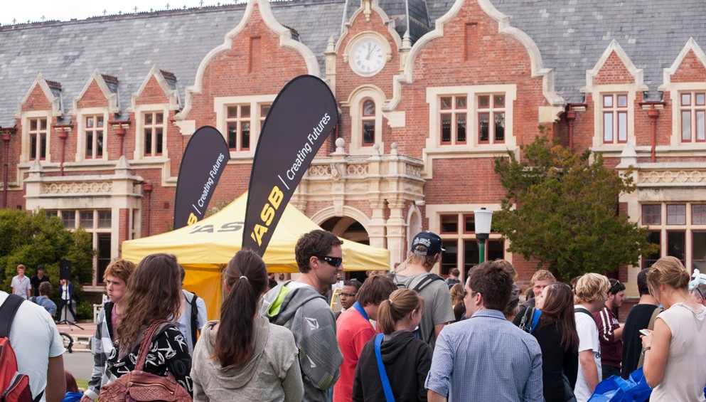 03 March 2011
Fully operational Lincoln University sets start date for teaching 