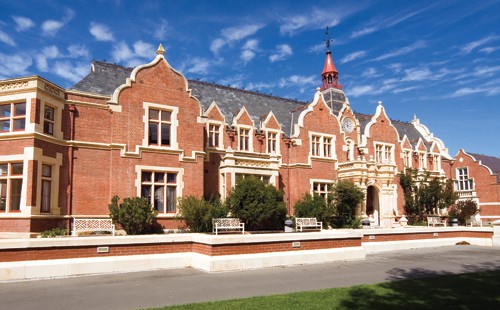 18 October 2011
Course fees increase to cover costs 