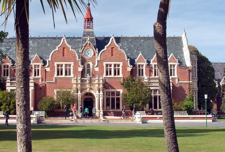 05 April 2013
Sports spectacular 