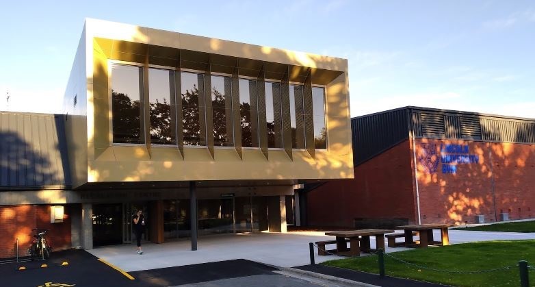 16 June 2021  Minister unveils redeveloped LU gym and recreation centre